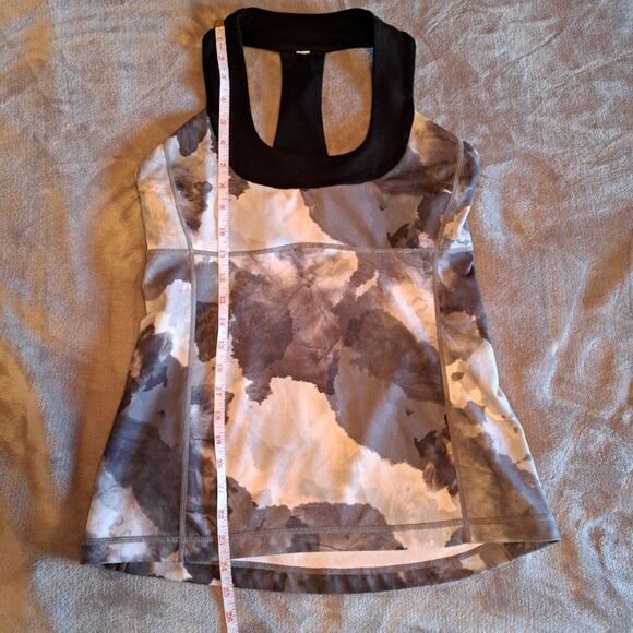 Lululemon Tank T-Strap Racerback Abstract Gray Black White 15" Across Sz M? - Picture 9 of 10